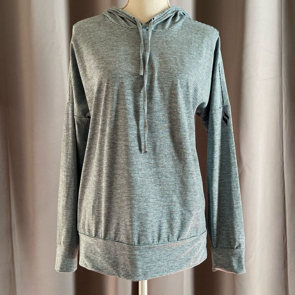 Sketchers Gowalk Relaxed Fit Striped Hoodie M